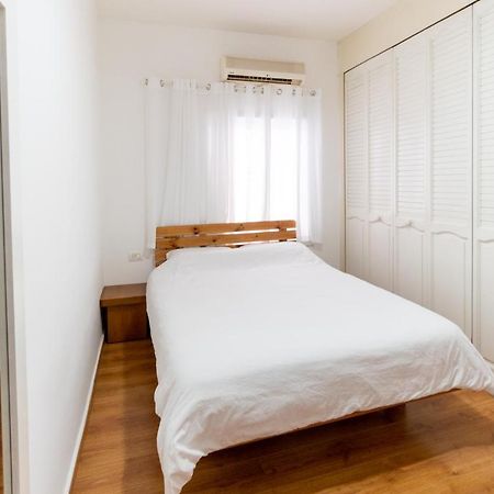 Ziv Apartments - Hayarkon 196 Тел Авив Екстериор снимка